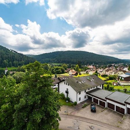 Schwarzwaldsuite Mit Panorama Waldblick Enzklösterle Kültér fotó